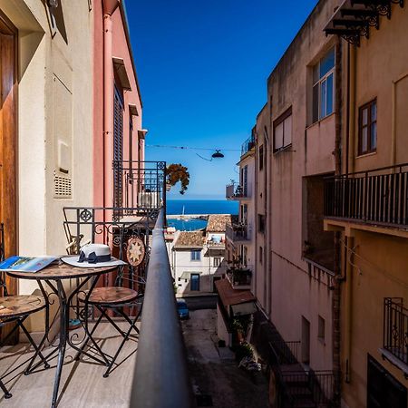 Casa Vacanze Peperoncino Castellammare del Golfo Eksteriør bilde